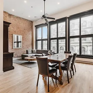 Apartment Elegant 3 Bedroom In Old Port - 302, Montreal